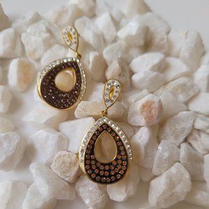 Teardrop Earrings with Brown & White Crystals